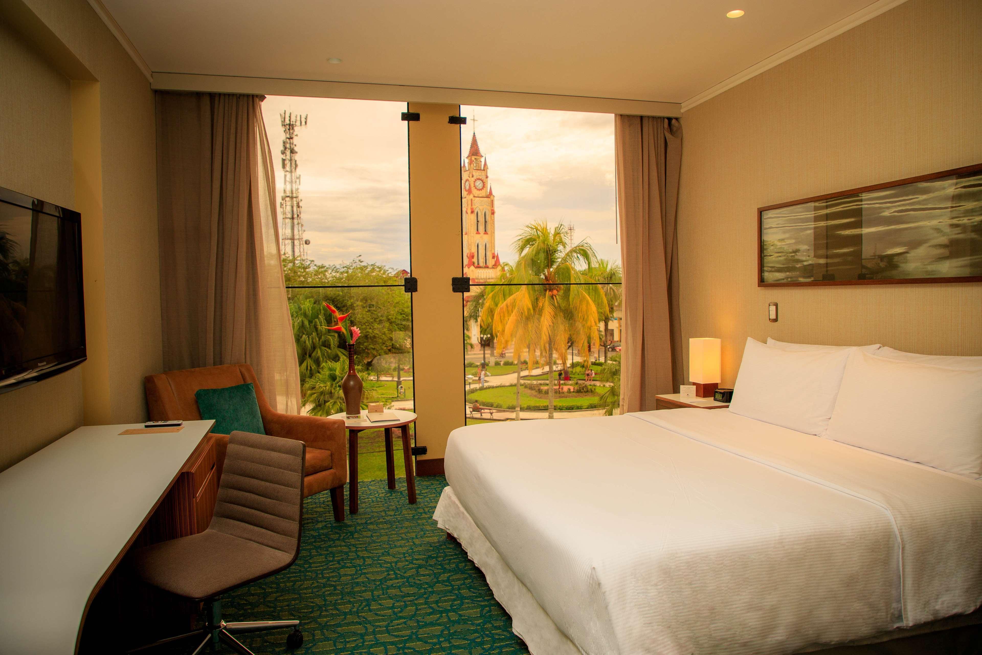 Hotel Doubletree By Hilton Iquitos Exteriér fotografie