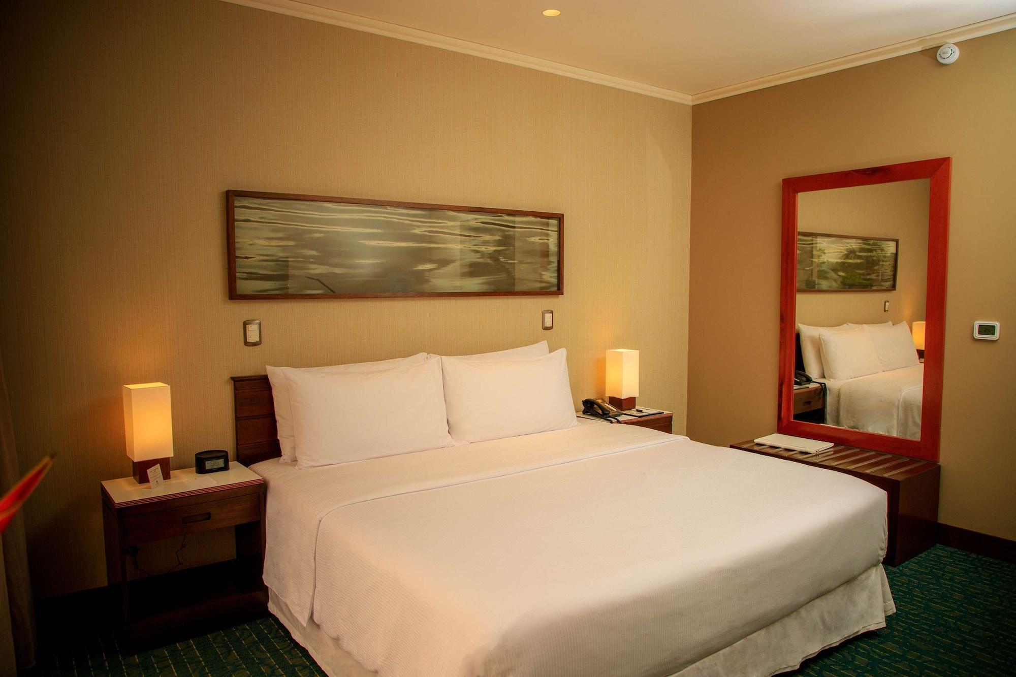 Hotel Doubletree By Hilton Iquitos Exteriér fotografie