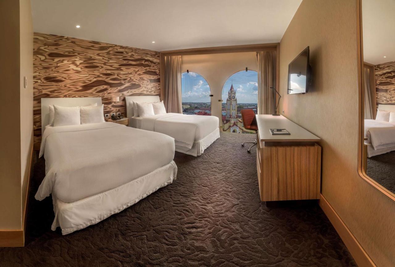 Hotel Doubletree By Hilton Iquitos Exteriér fotografie