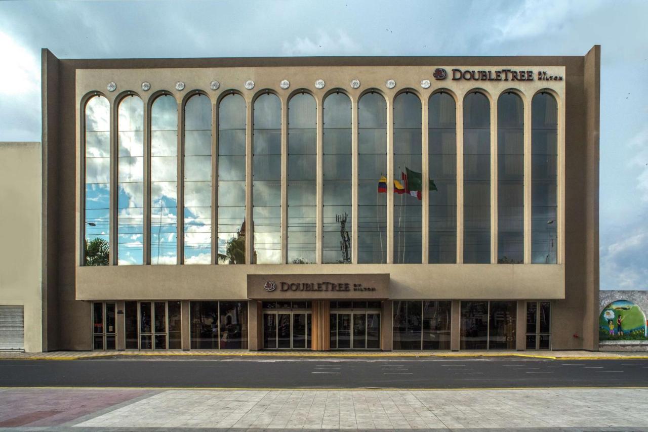 Hotel Doubletree By Hilton Iquitos Exteriér fotografie