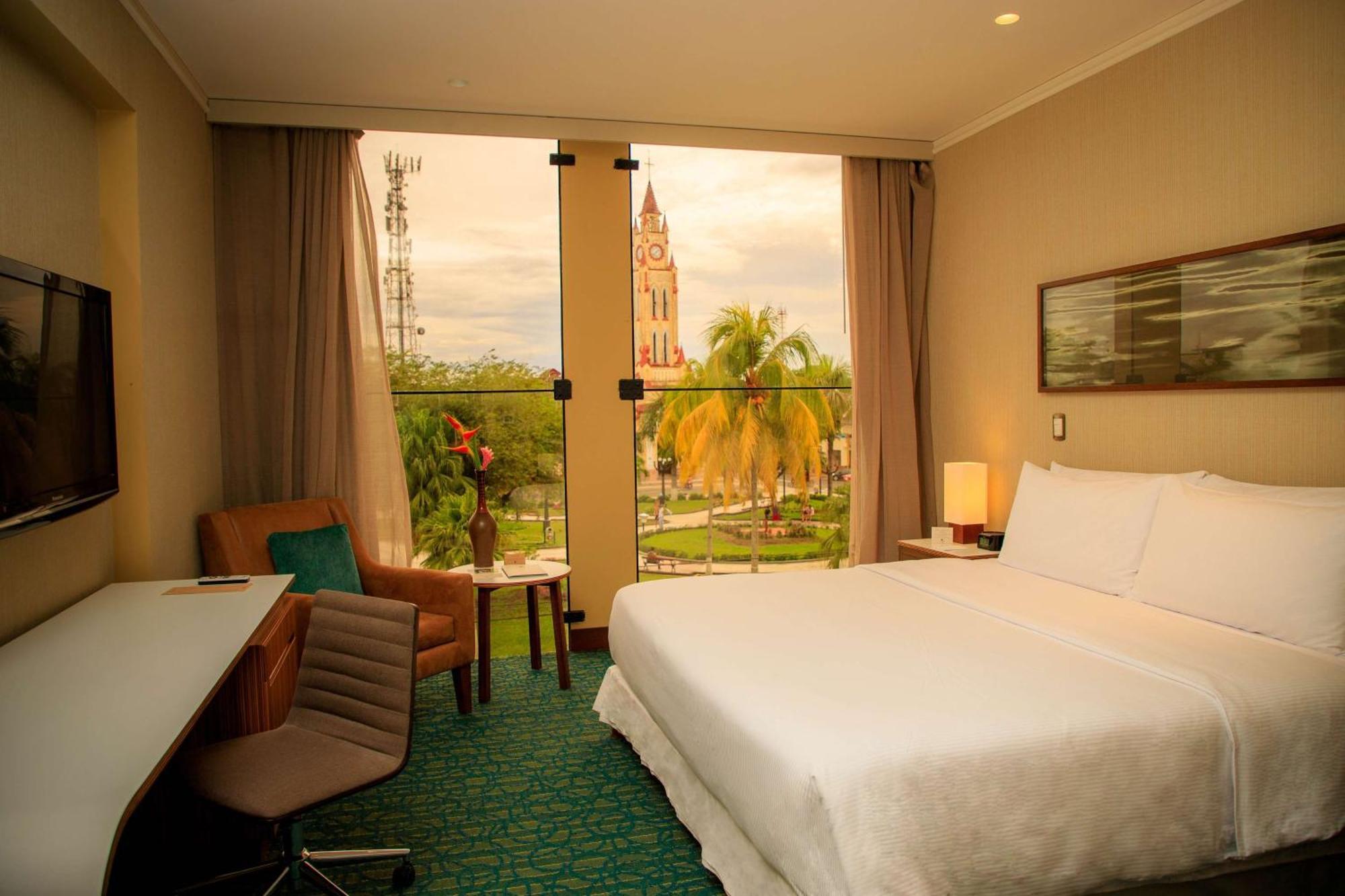 Hotel Doubletree By Hilton Iquitos Exteriér fotografie