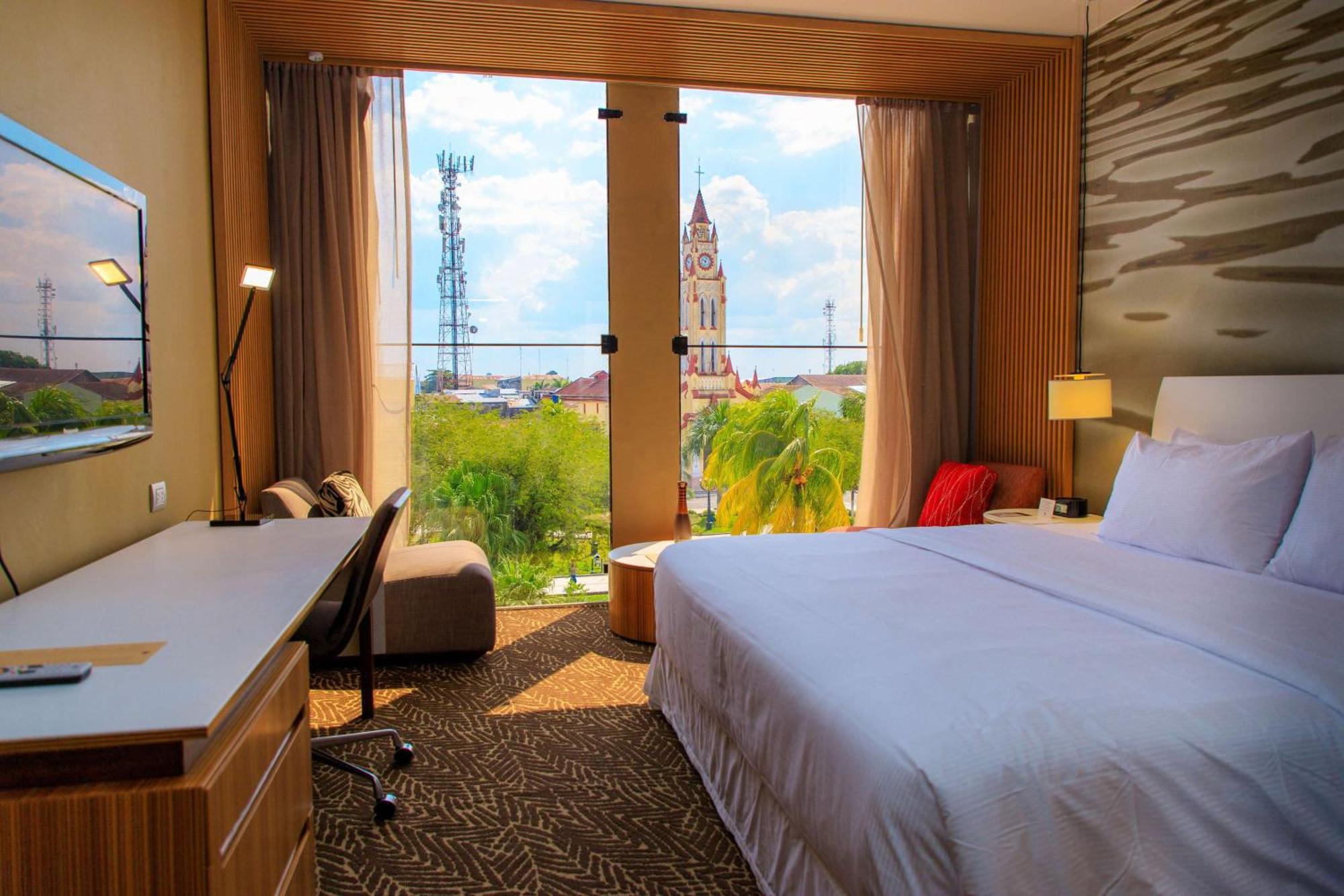 Hotel Doubletree By Hilton Iquitos Exteriér fotografie